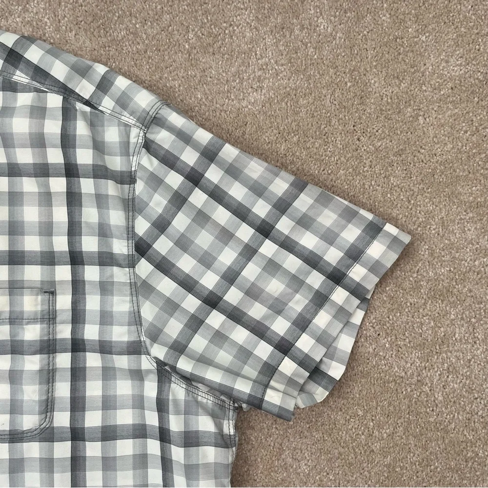 North Face Shirt Adult 2XL Gray Plaid Button Up Short Sleeve Casual Outdoor Men